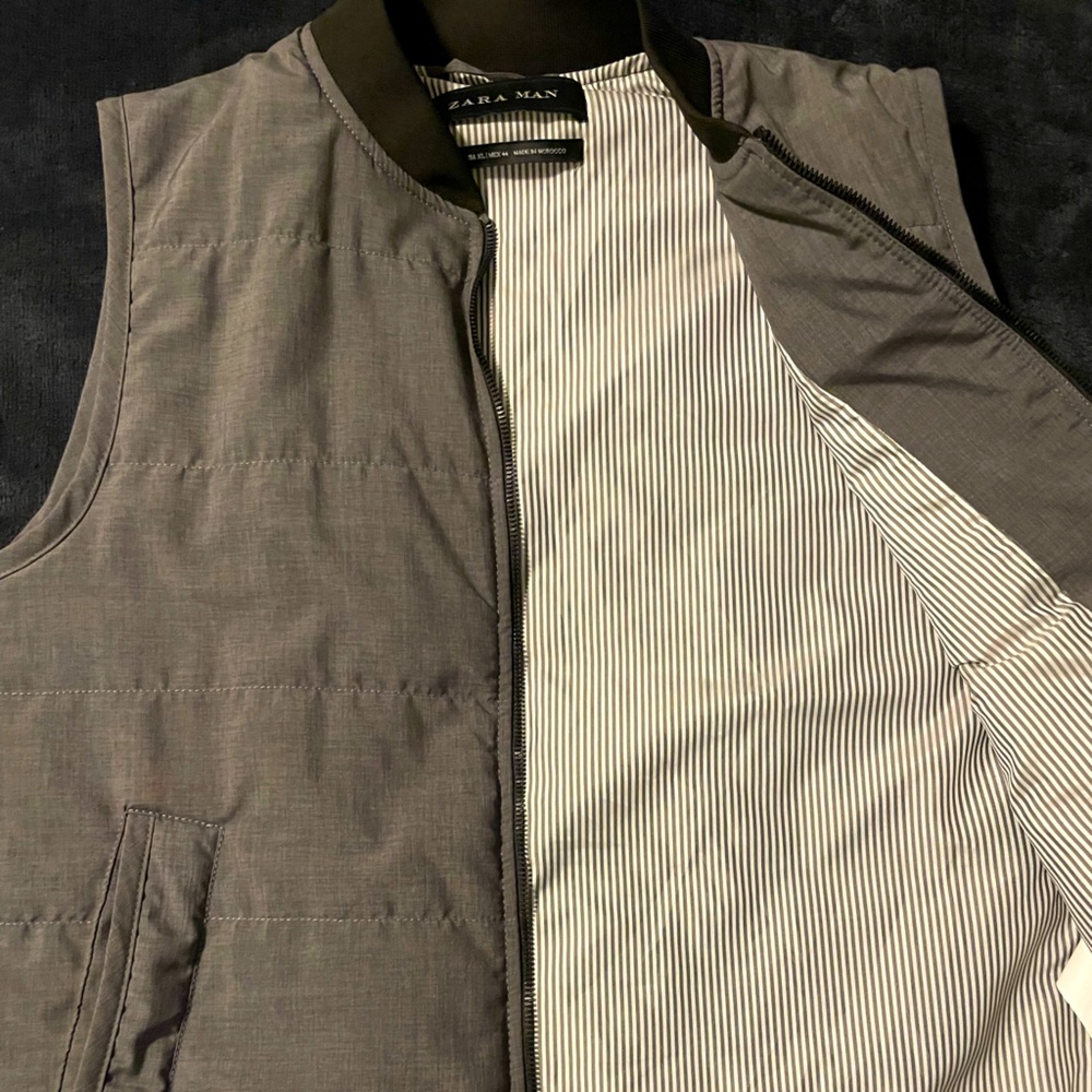 Zara men’s vest XL